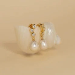 ADELE PEARL GOLDEN EARRING
