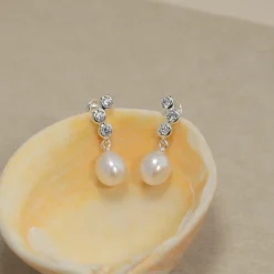 ADELE PEARL SILVER EARRING