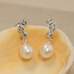 ADELE PEARL SILVER EARRING