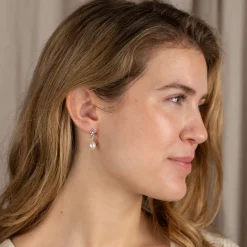 ADELE PEARL SILVER EARRING