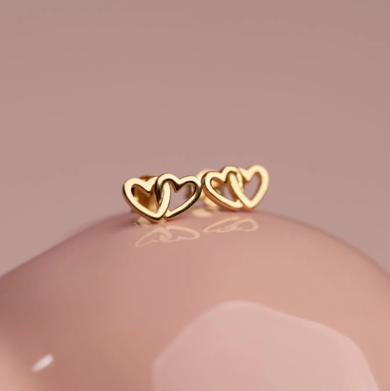ADORA GOLDEN EARRING