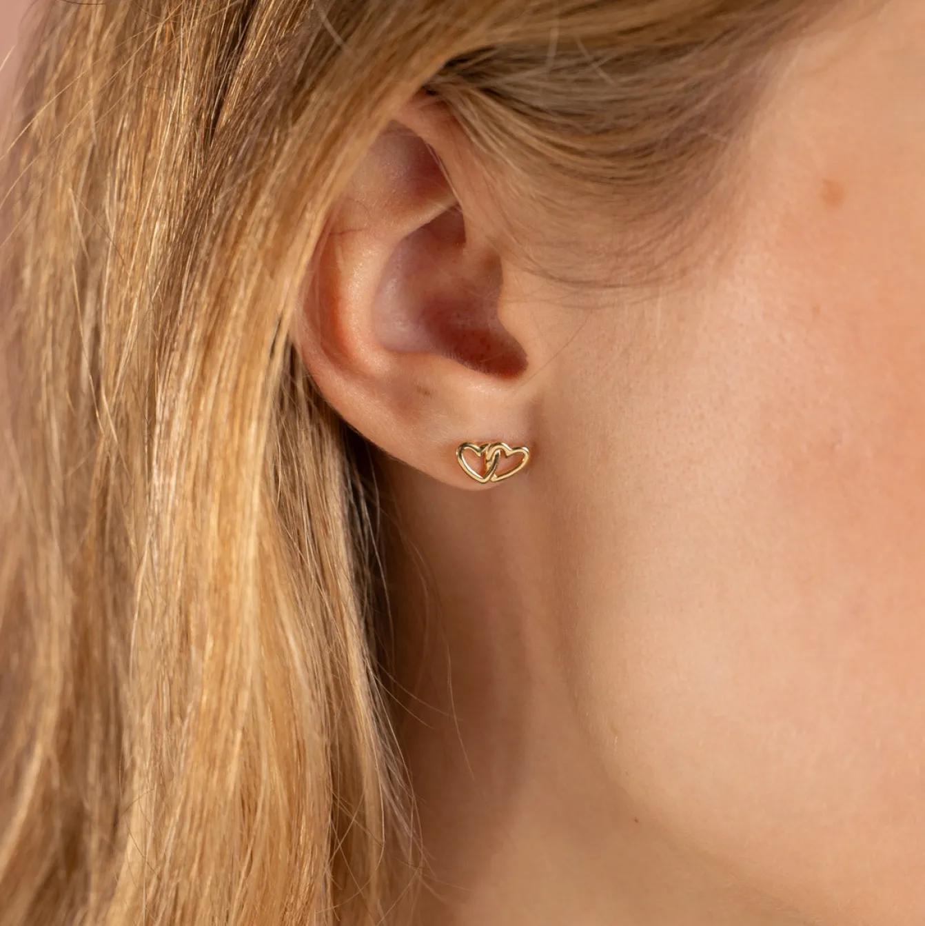 ADORA GOLDEN EARRING