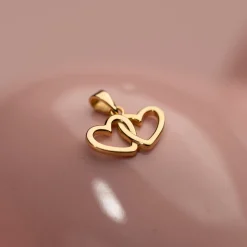 ADORA GOLDEN PENDANT