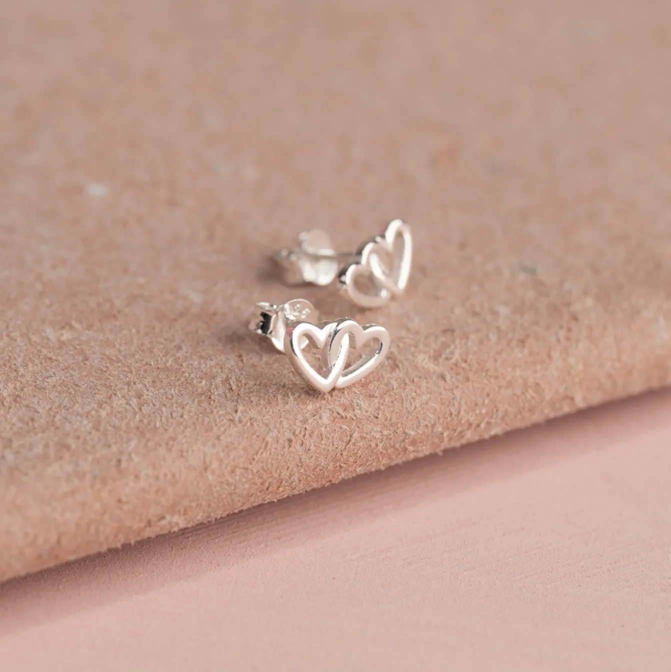 ADORA SILVER EARRING