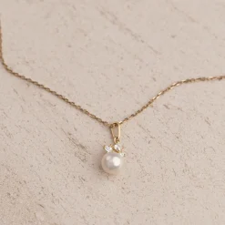 AGATHA PEARL SOLID GOLD PENDANT
