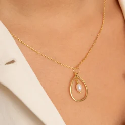 ALEXANDRA PEARL GOLDEN PENDANT - Sisi Copenhagen