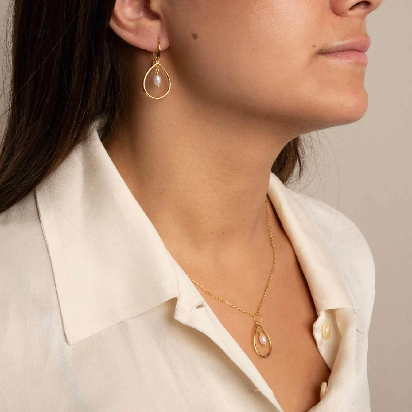 ALEXANDRA PEARL GOLDEN PENDANT - Sisi Copenhagen