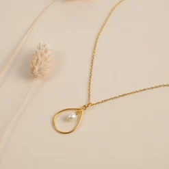 ALEXANDRA PEARL GOLDEN PENDANT - Sisi Copenhagen