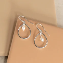 ALEXANDRA PEARL SILVER EARRING - Sisi Copenhagen