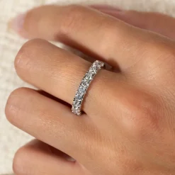 ALLIANCE DIAMOND RING - 1.0ct - WG