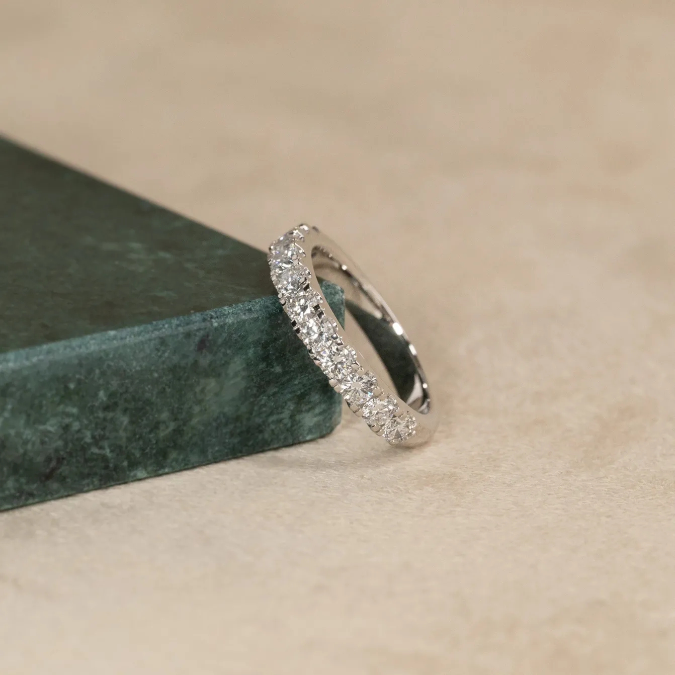 ALLIANCE DIAMOND RING - 1.0ct - WG