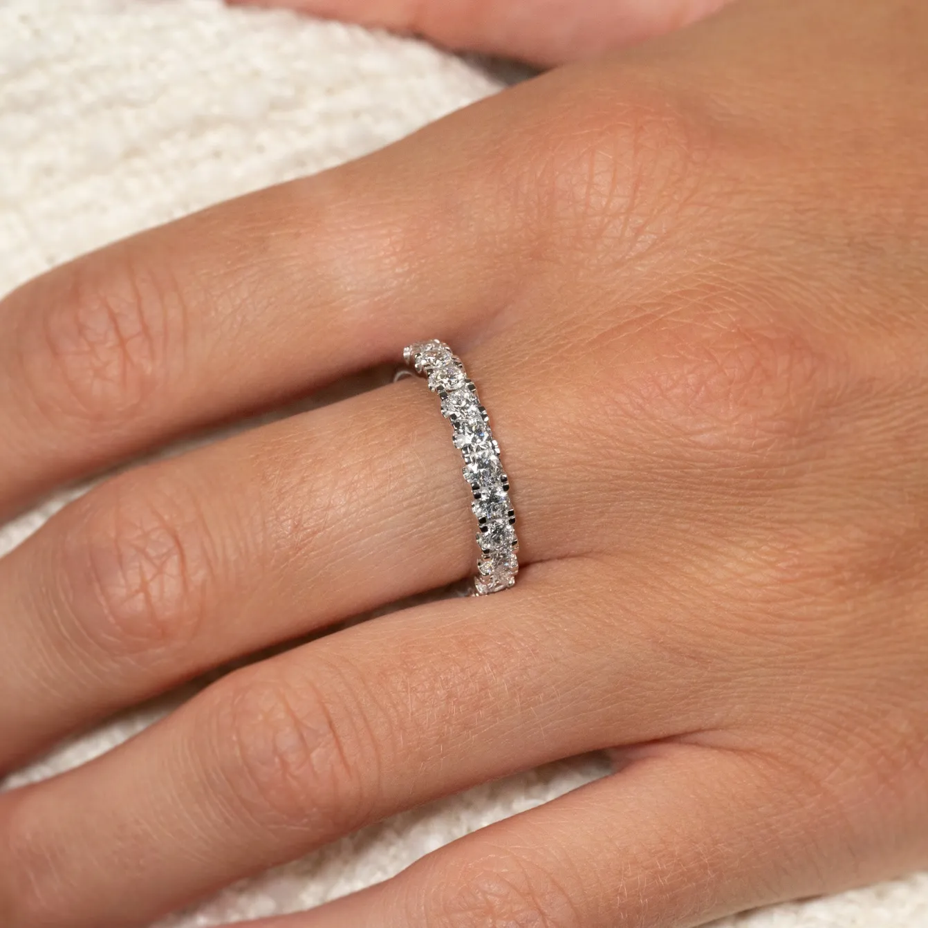 ALLIANCE DIAMOND RING - 1.0ct - WG