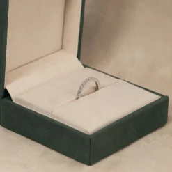 ALLIANCE DIAMOND RING - 0.7ct - WG