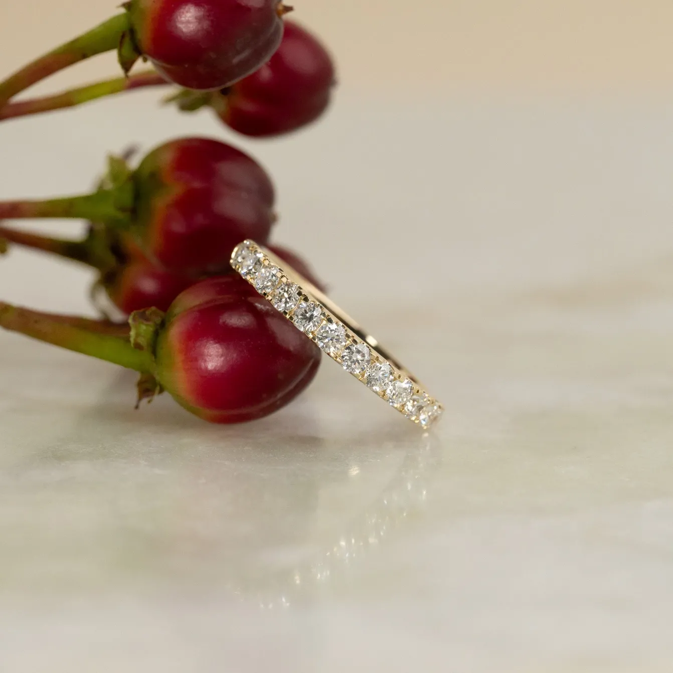 ALLIANCE DIAMOND RING - 0.7ct - YG