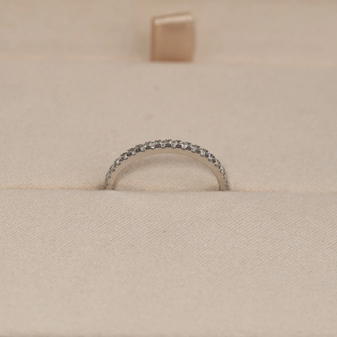ALLIANCE DIAMOND RING - 0.25ct - WG