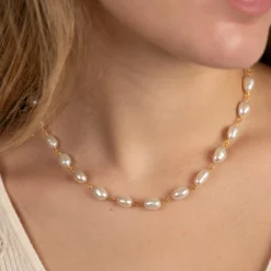 ALVA PEARL GOLDEN NECKLACE