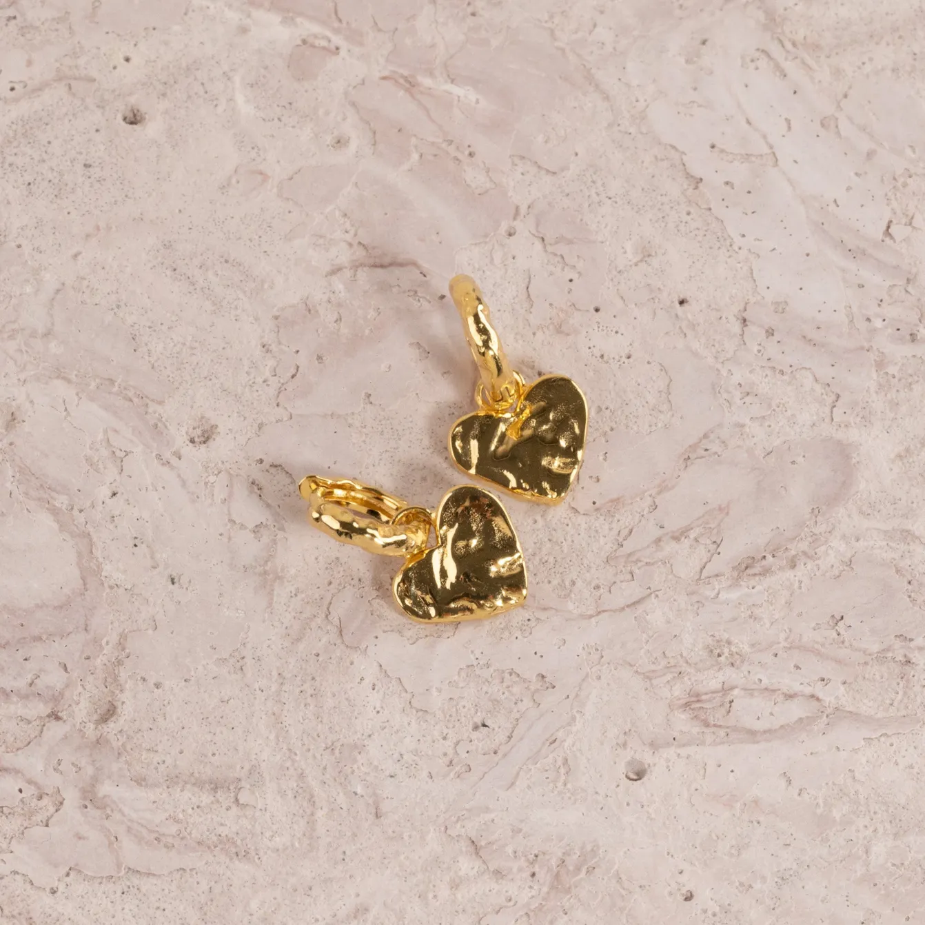 AMABEL GOLDEN HUGGIE EARRING