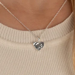 AMABEL SILVER PENDANT