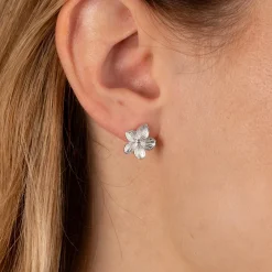 ANE SILVER STUD EARRING