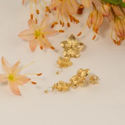 ANEMONE PEARL GOLDEN EARRING