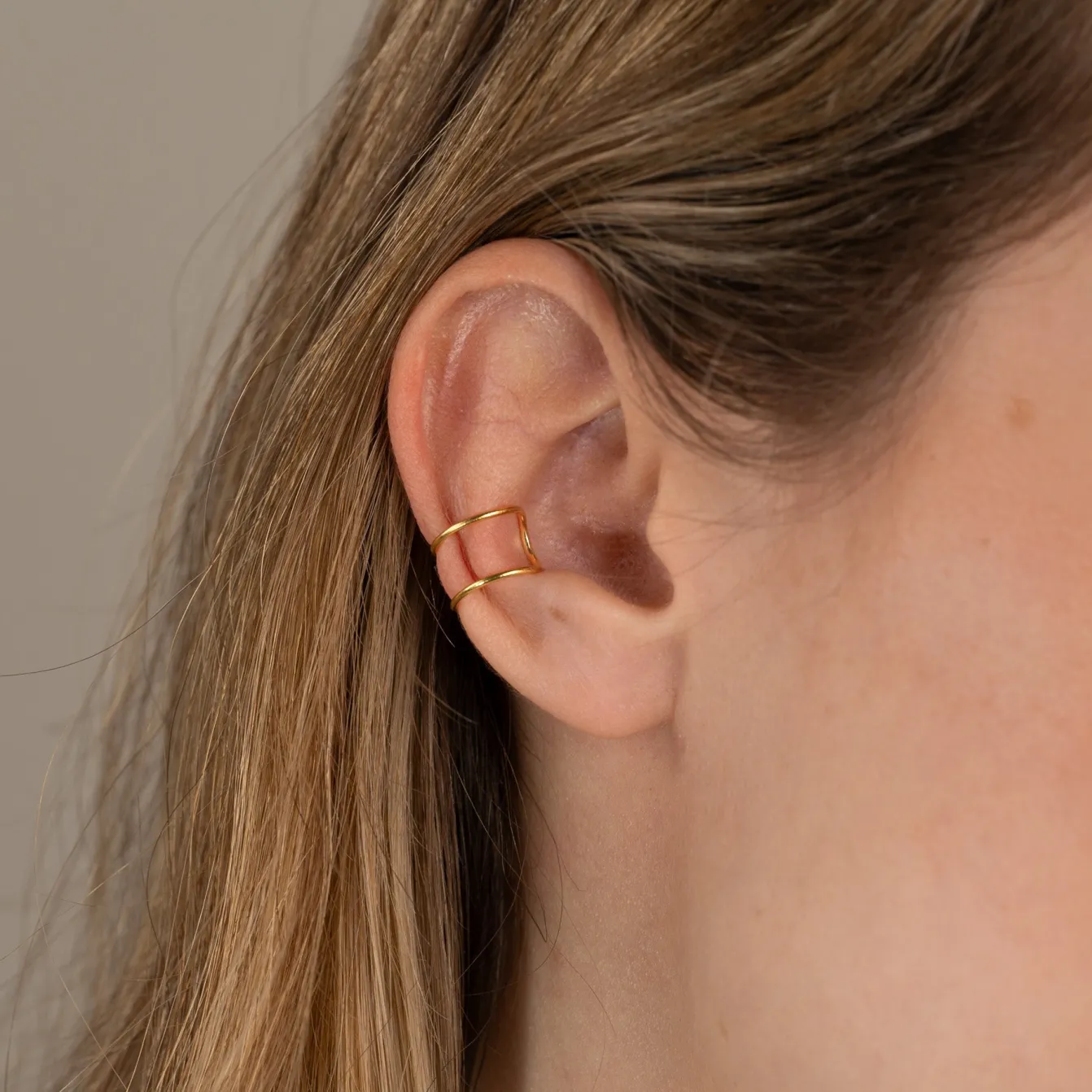 ANNIKA GOLDEN EAR CUFF - Sisi Copenhagen