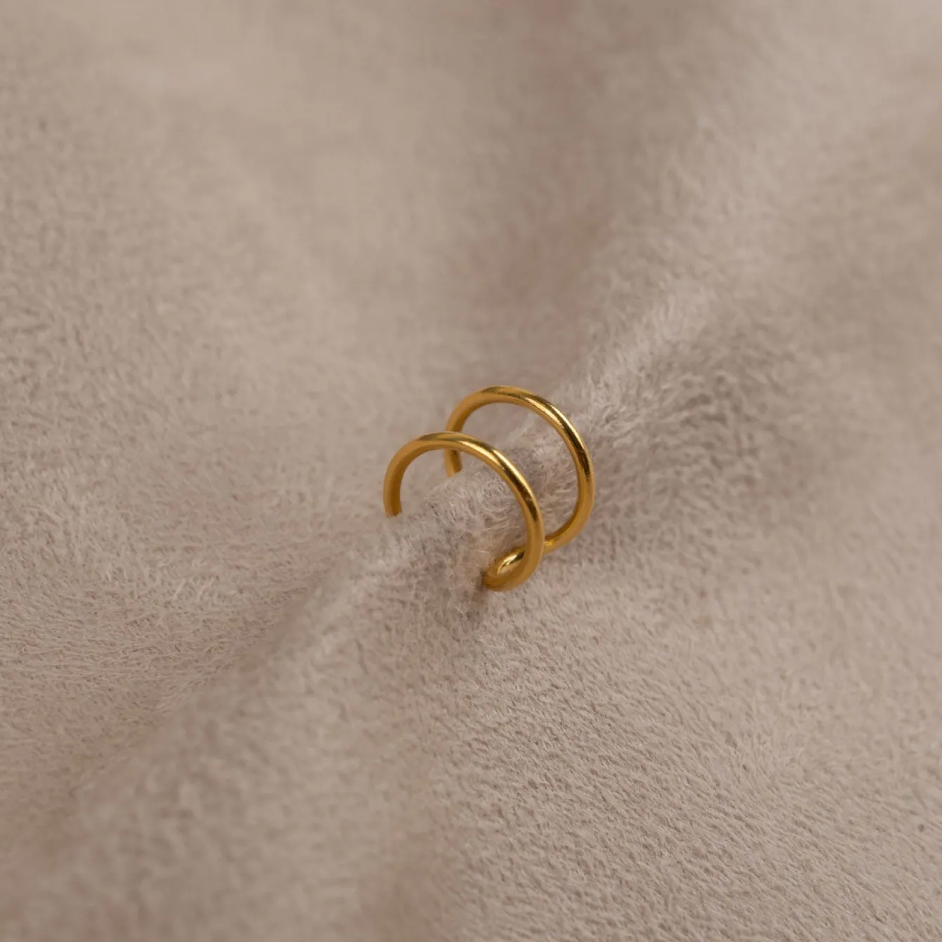 ANNIKA GOLDEN EAR CUFF - Sisi Copenhagen