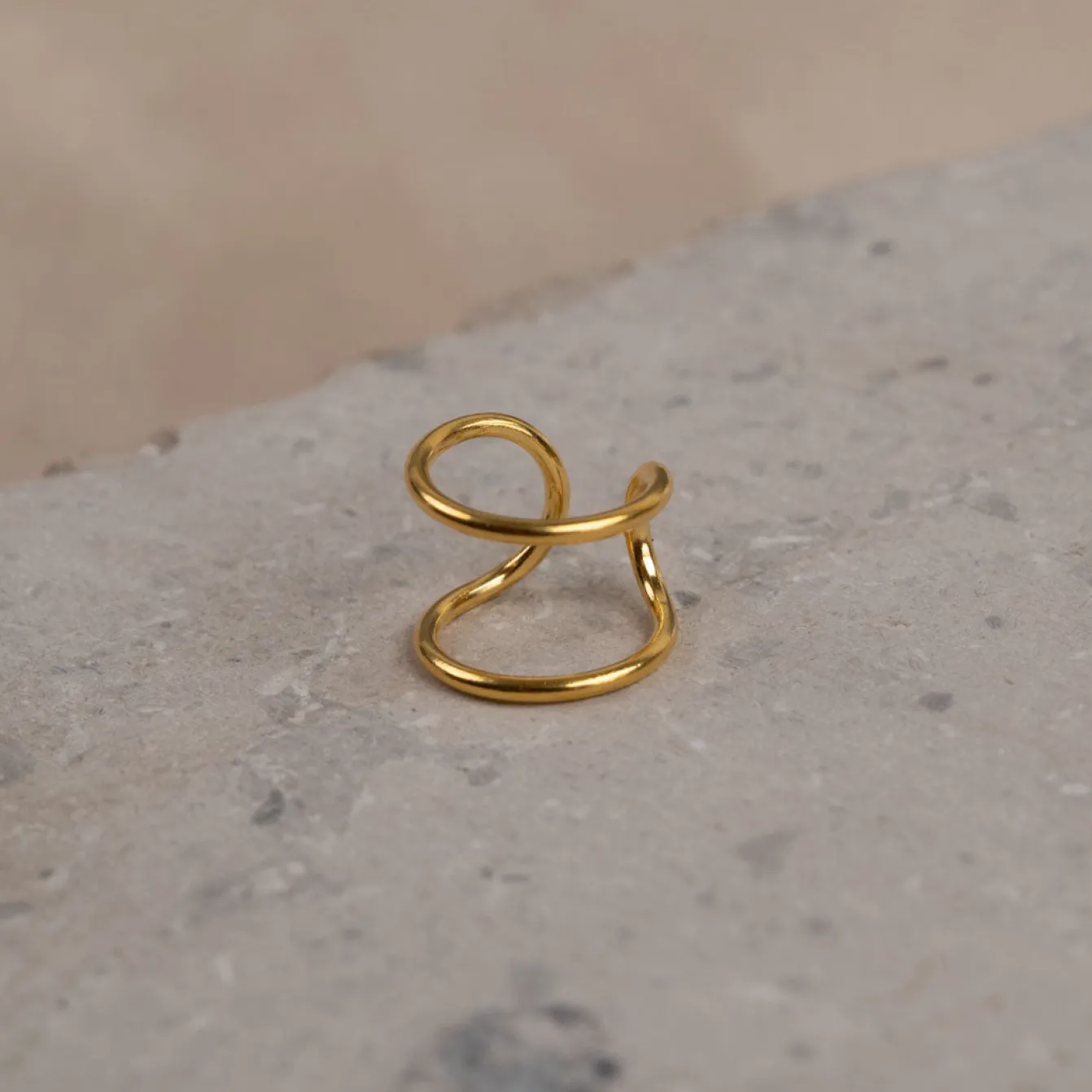 ANNIKA GOLDEN EAR CUFF - Sisi Copenhagen
