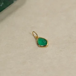 ATHENA GREEN AGATE GOLDEN PENDANT