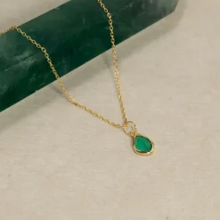 ATHENA GREEN AGATE GOLDEN PENDANT