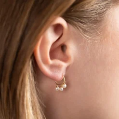 AUDREY PEARL SOLID GOLD EARRING - Sisi Copenhagen
