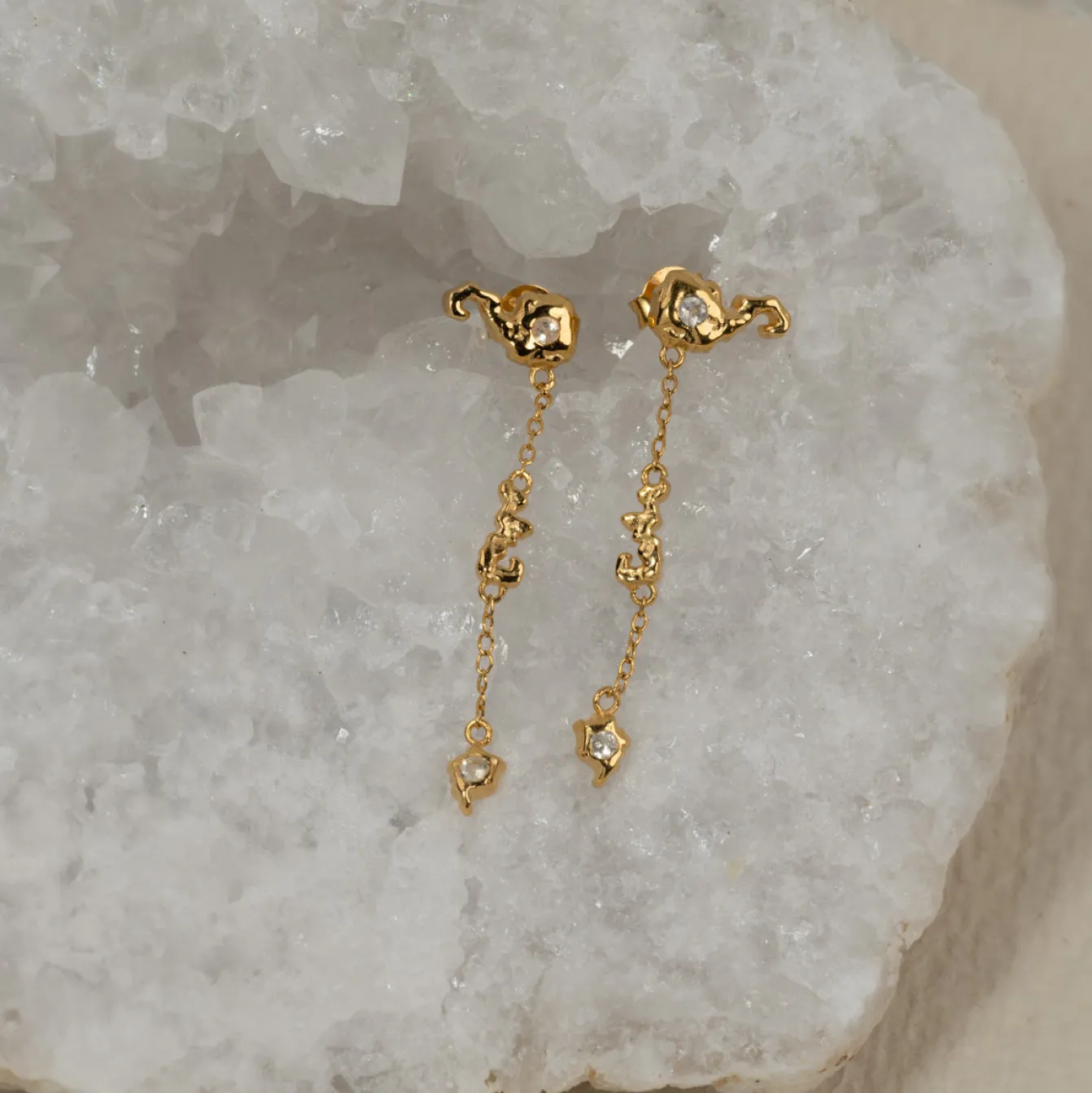 AURELIA MOONSTONE GOLDEN EARRING