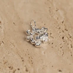 AURELIA MOONSTONE SILVER PENDANT