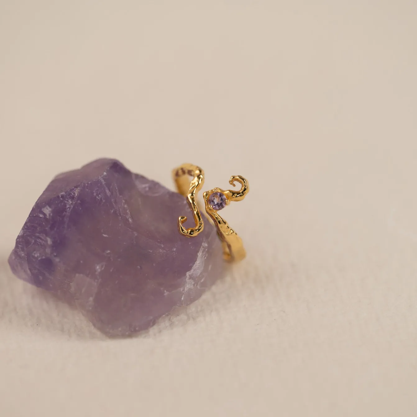 AURELIA PURPLE AMETHYST GOLDEN RING