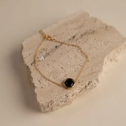 AVA BLACK ONYX GOLDEN BRACELET