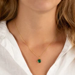 AVA GREEN AGATE GOLDEN PENDANT