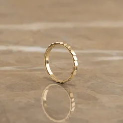 AXELLE SOLID GOLD RING