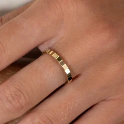 AXELLE SOLID GOLD RING