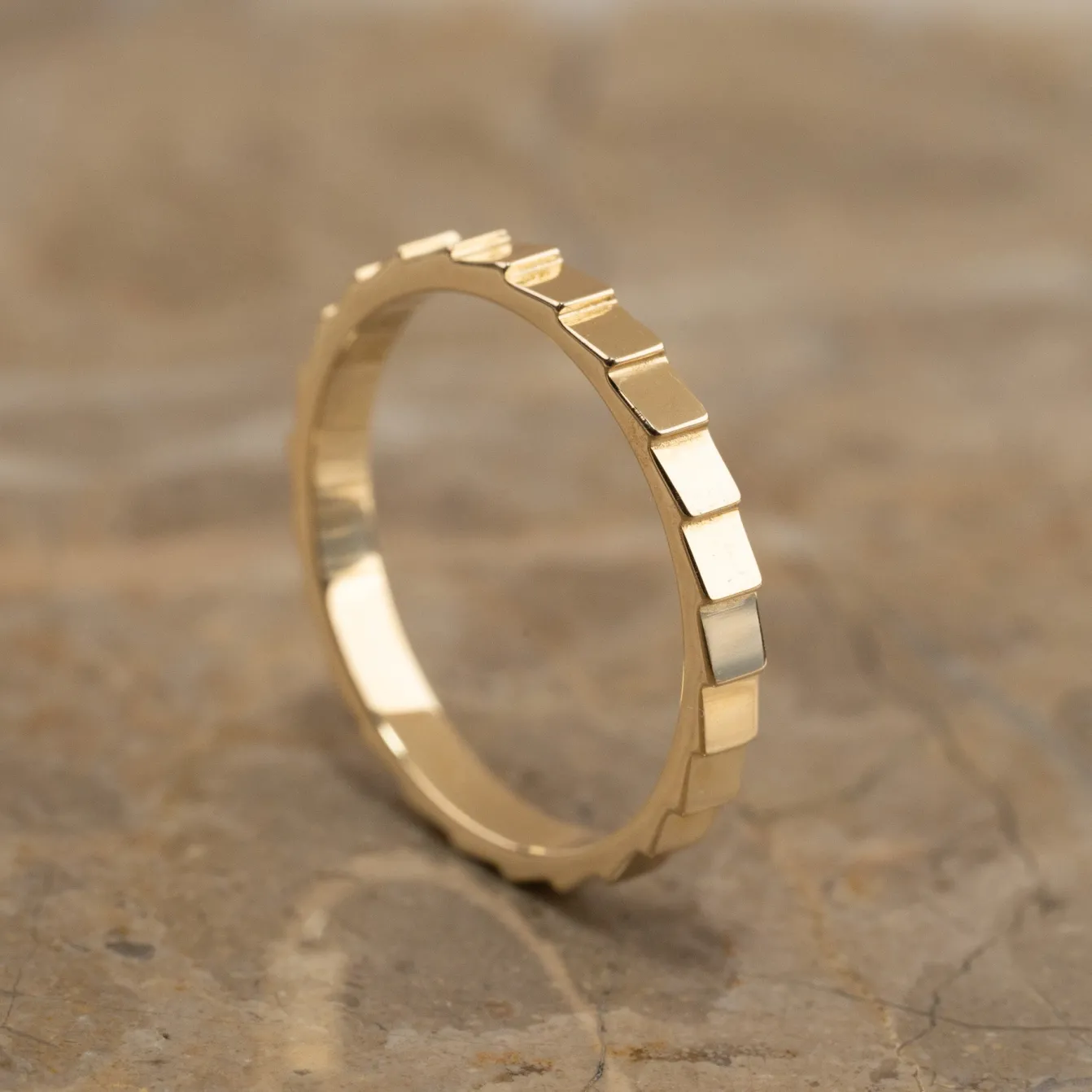 AXELLE SOLID GOLD RING