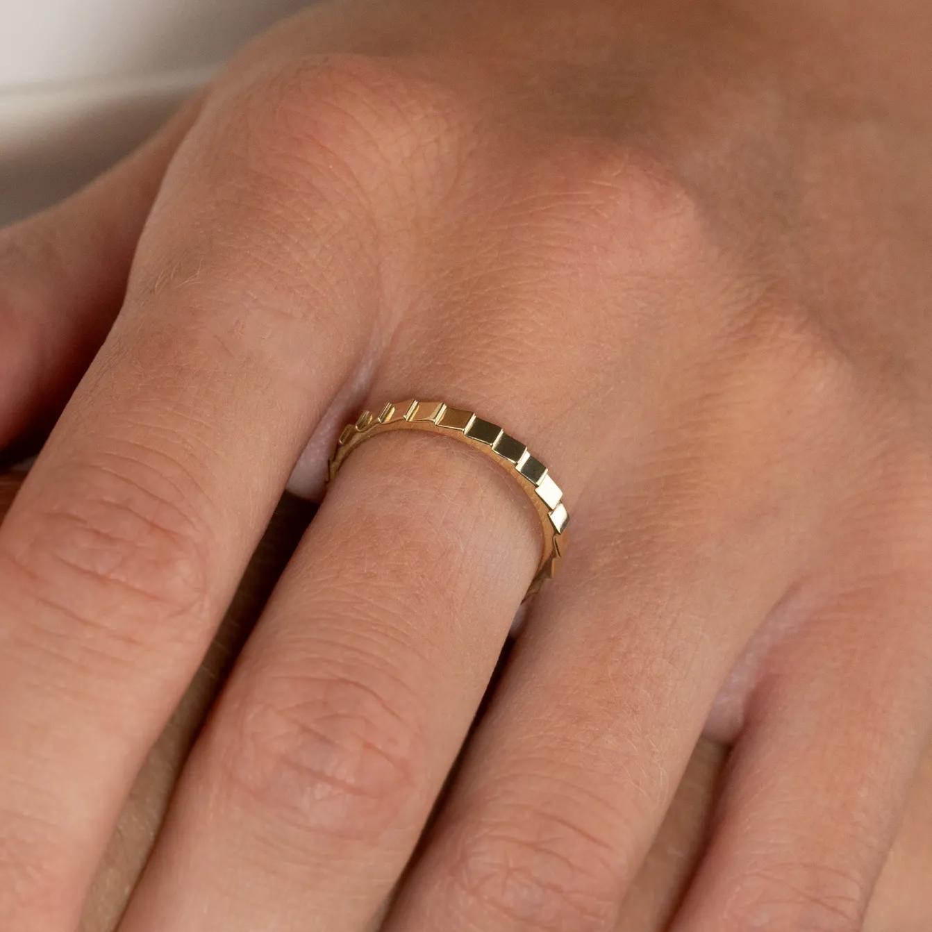 AXELLE SOLID GOLD RING