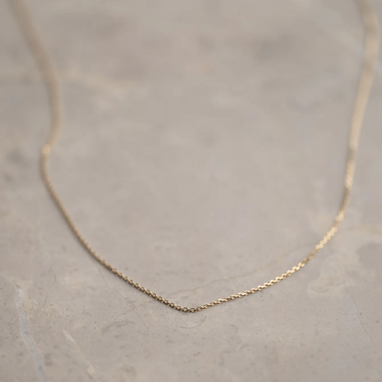 BASIC LINK SOLID GOLD CHAIN