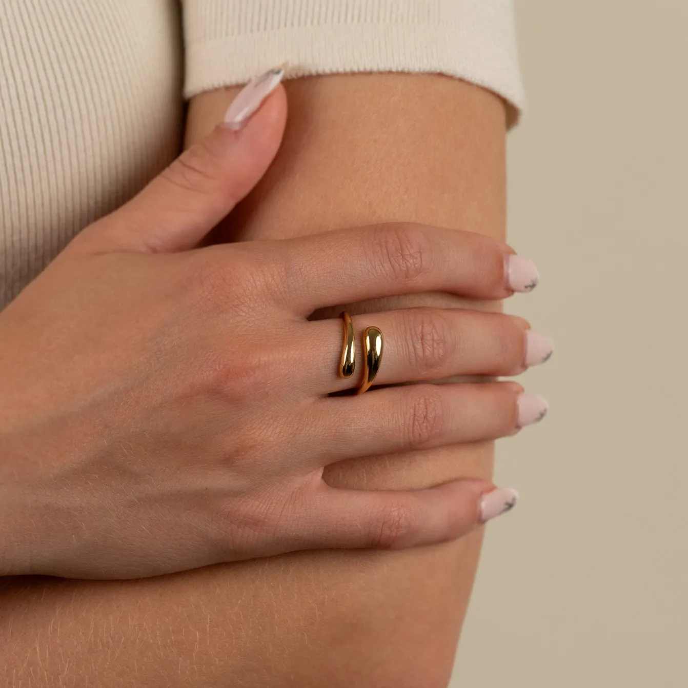 BEA GOLDEN RING
