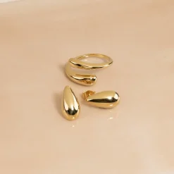 BEA GOLDEN STUD EARRING