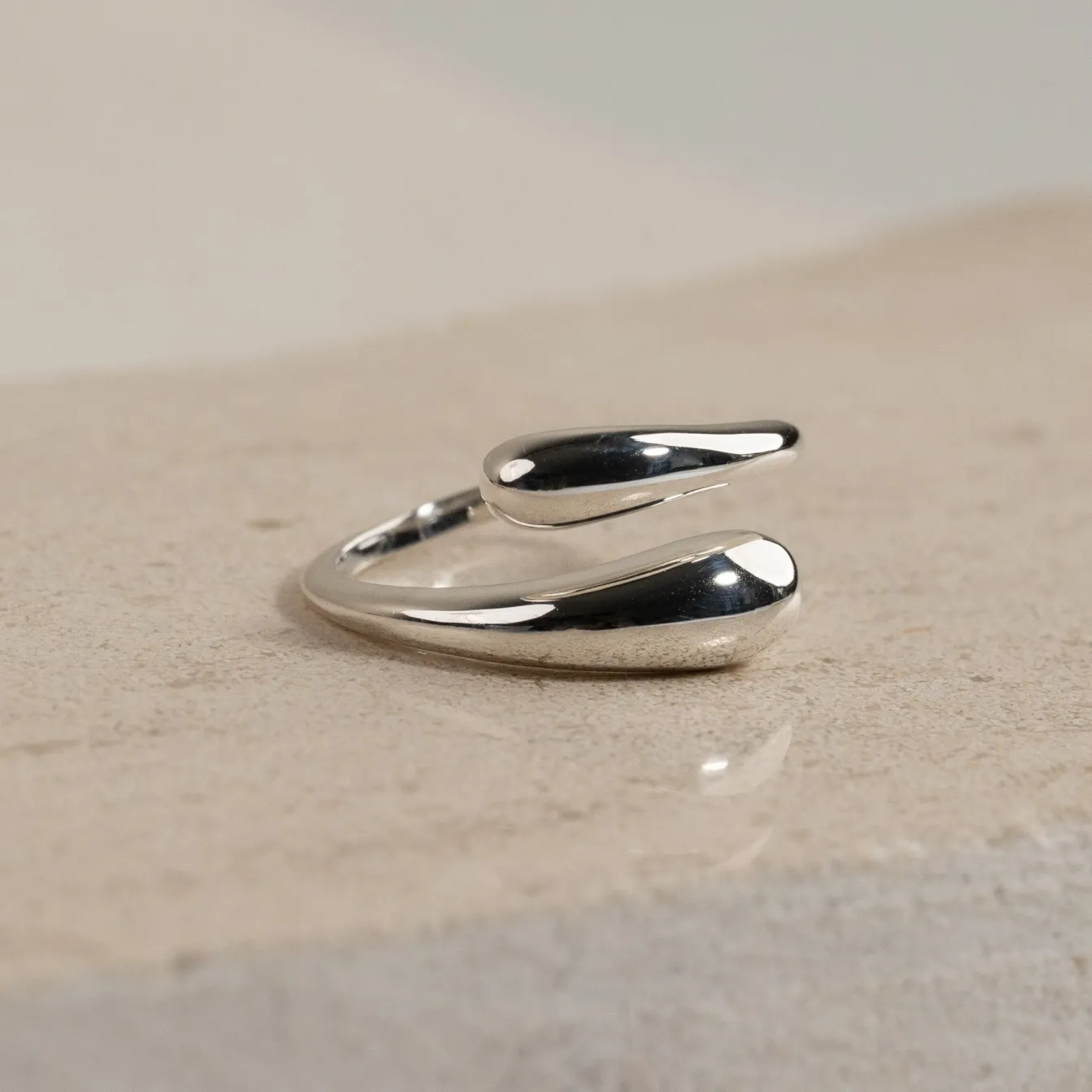 BEA SILVER RING