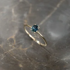 BELLA SAPPHIRE SOLID GOLD RING