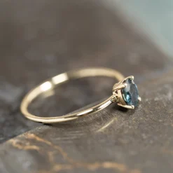 BELLA SAPPHIRE SOLID GOLD RING