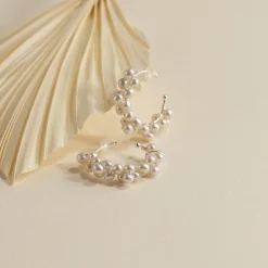 BIANCA PEARL SILVER CREOL EARRING