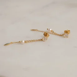 CHLOE MOONSTONE PEARL GOLDEN EARRING - Sisi Copenhagen