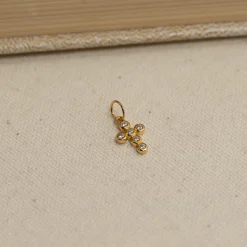 CHRISTA CRYSTAL GOLDEN PENDANT - Sisi Copenhagen