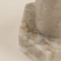 CHRISTINE SOLID GOLD PENDANT