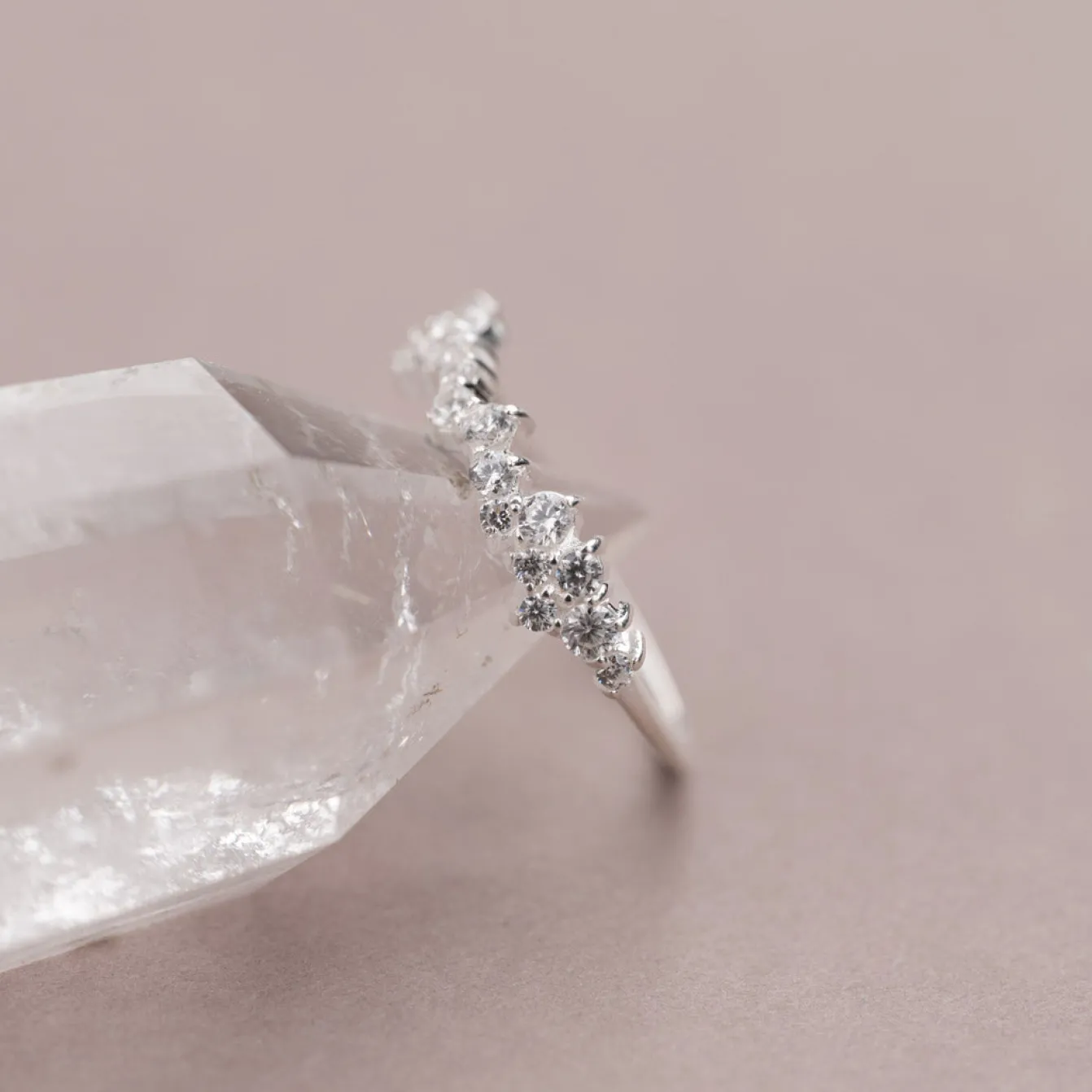 CLAIR CRYSTAL SILVER RING